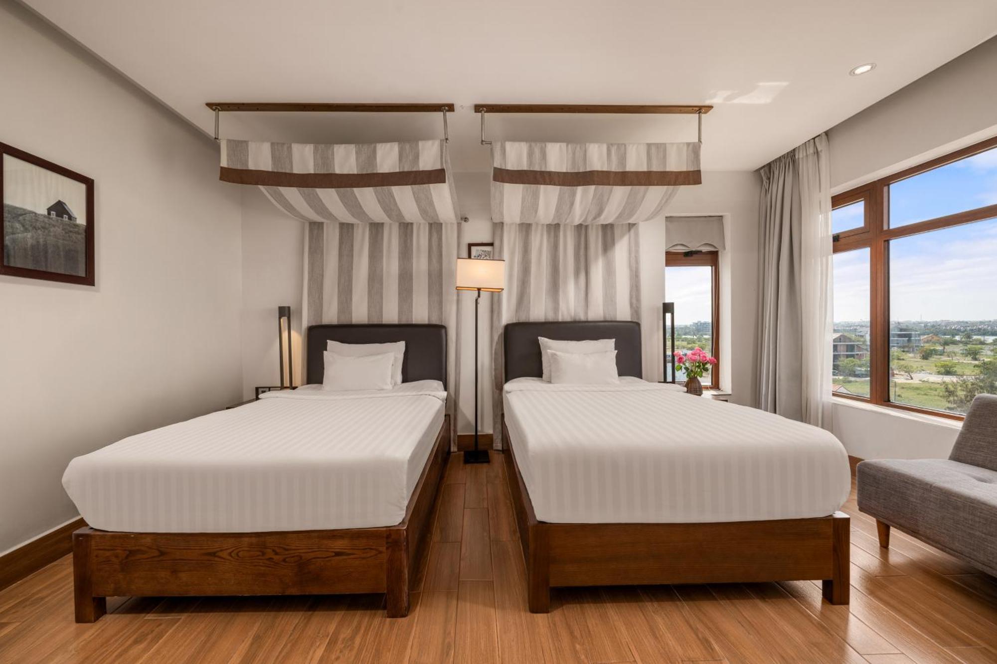 Hoi An Ocean Front Hotel Екстер'єр фото