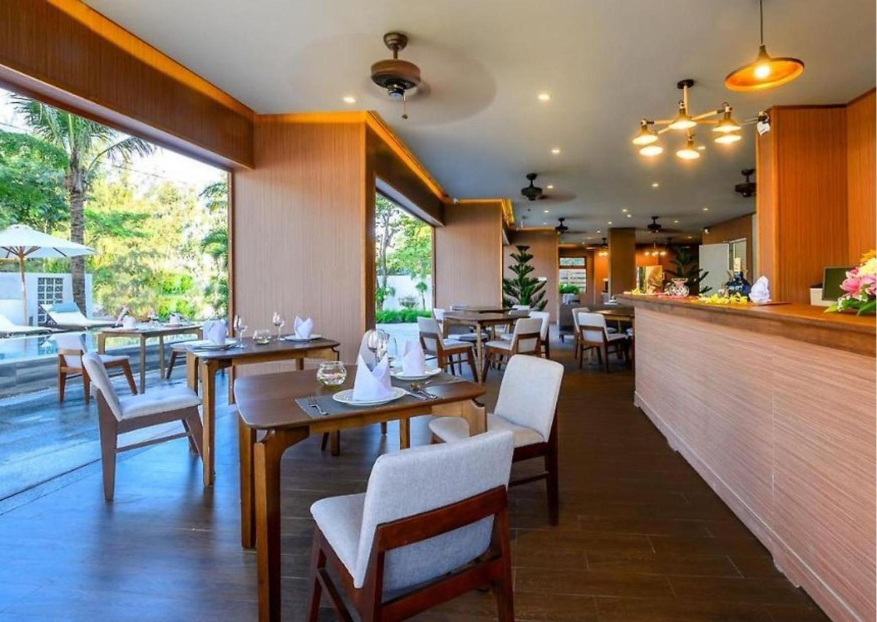 Hoi An Ocean Front Hotel Екстер'єр фото