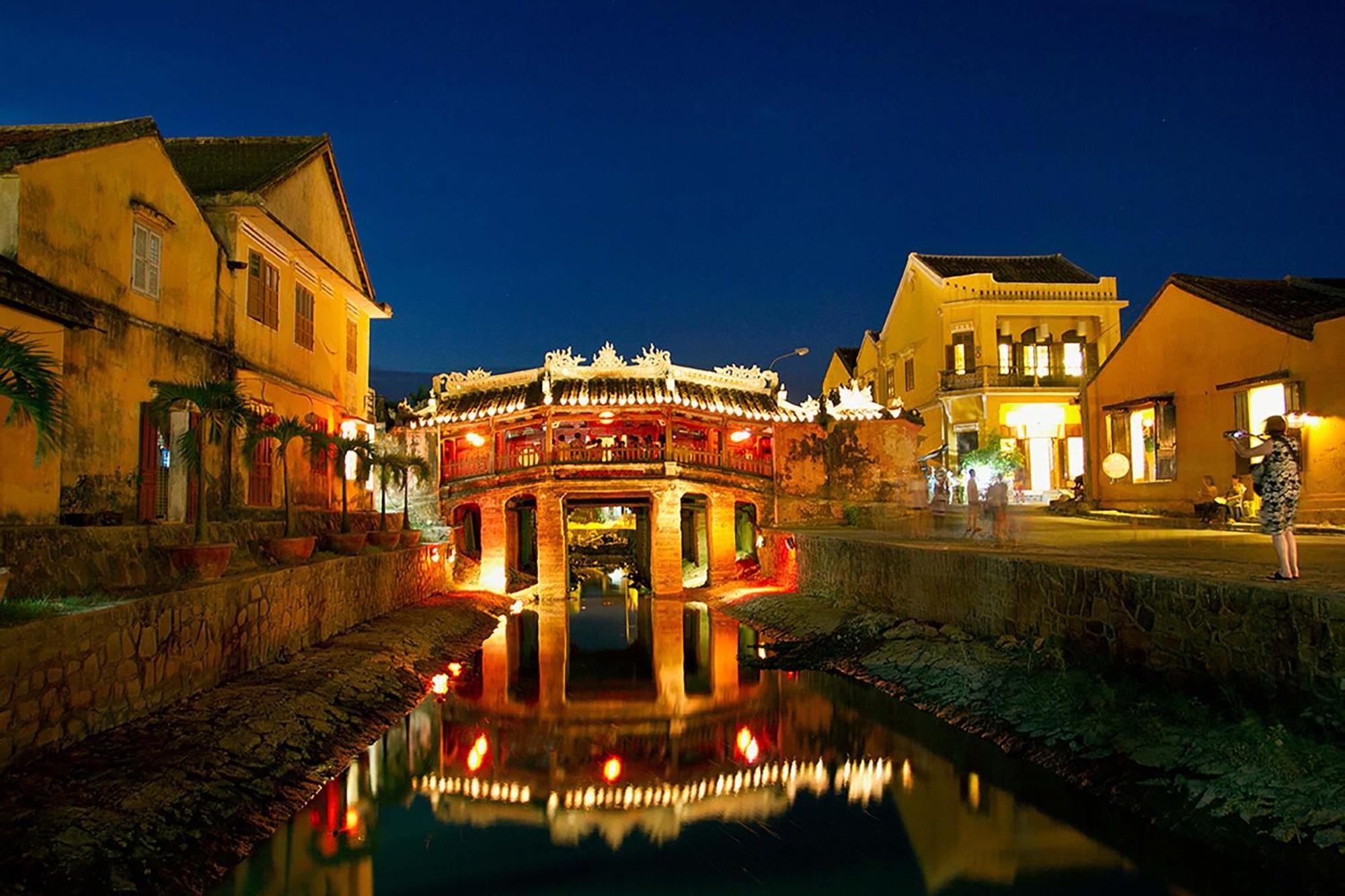 Hoi An Ocean Front Hotel Екстер'єр фото