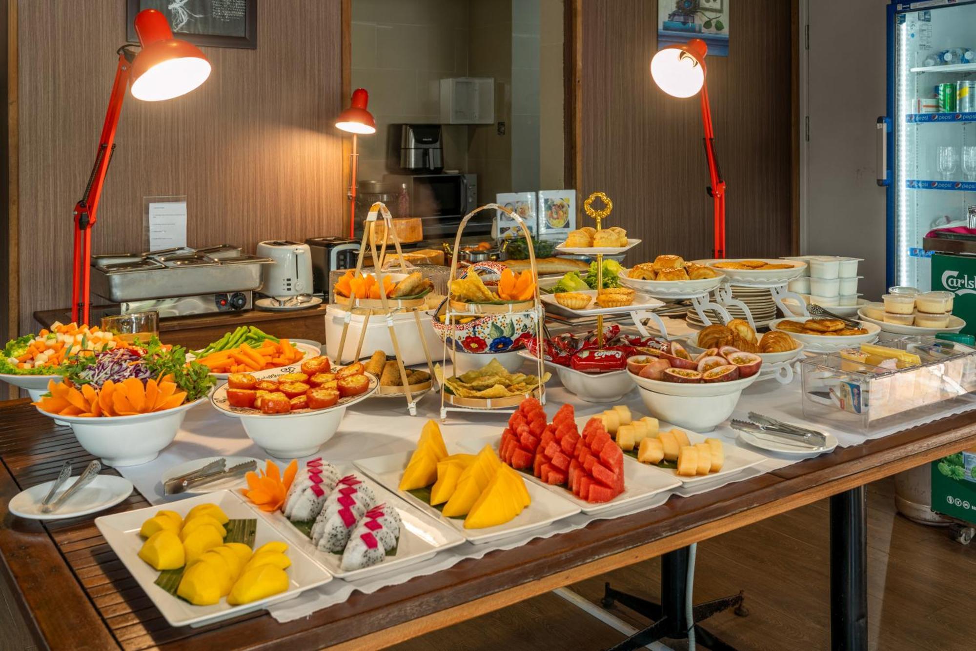 Hoi An Ocean Front Hotel Екстер'єр фото