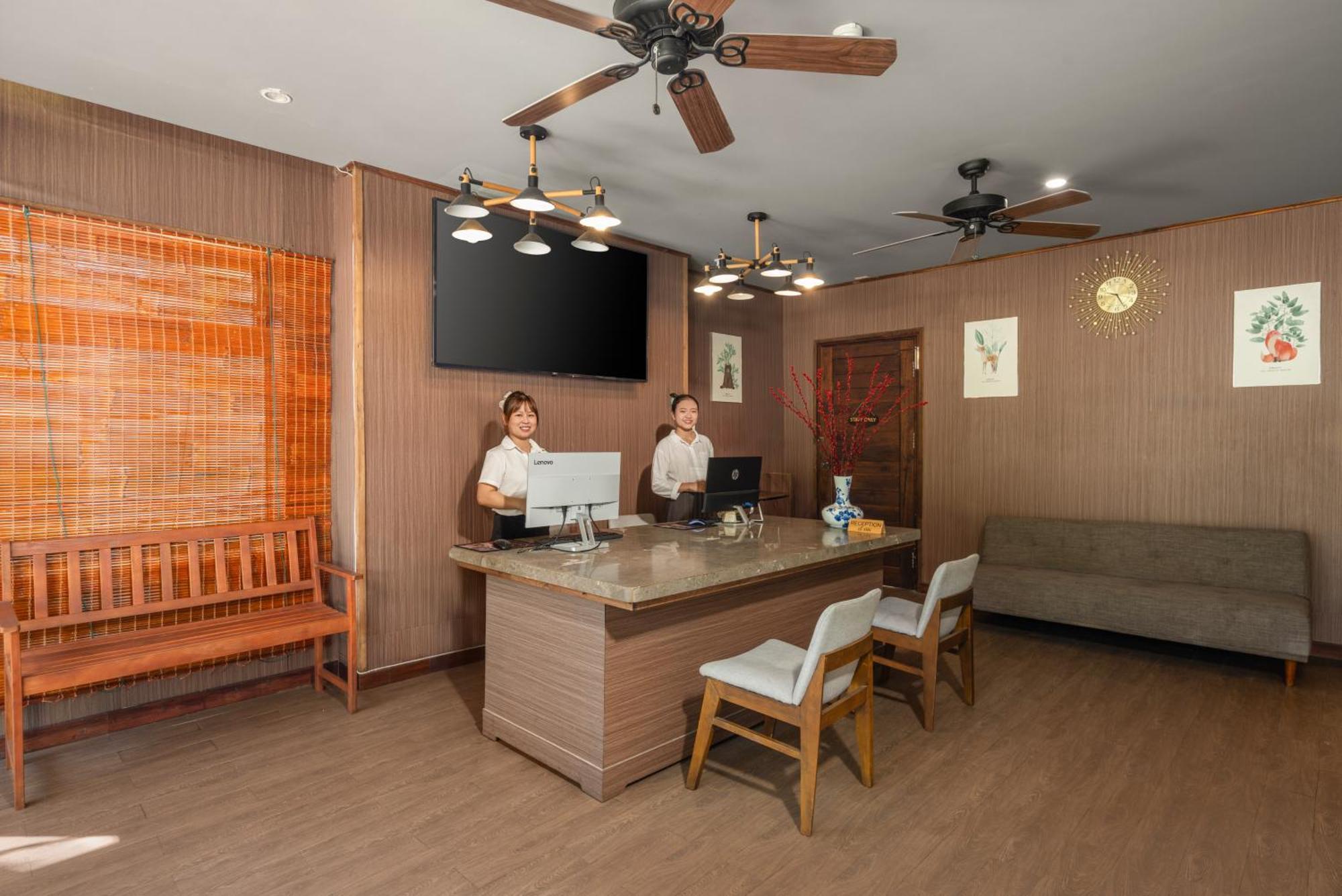 Hoi An Ocean Front Hotel Екстер'єр фото