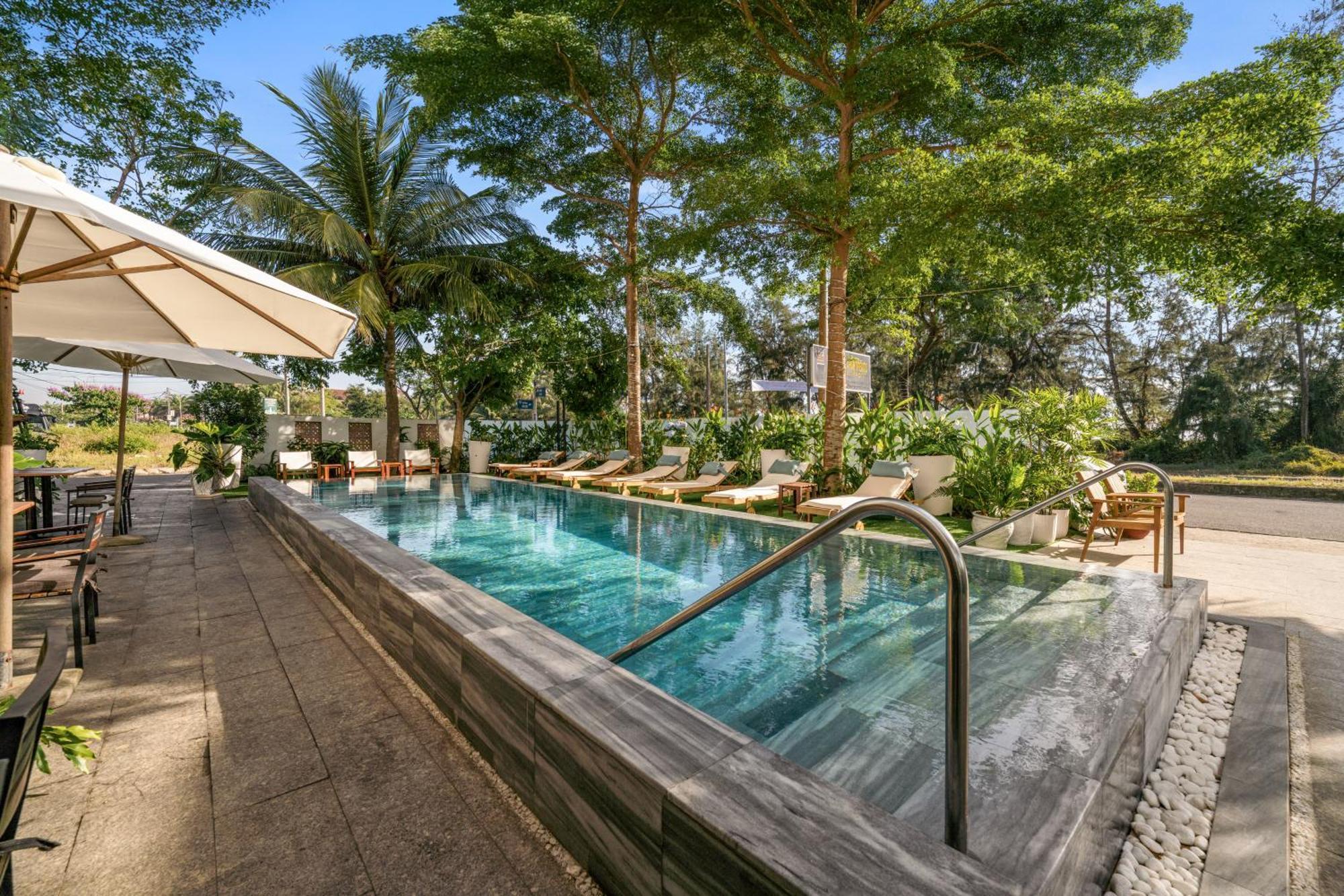 Hoi An Ocean Front Hotel Екстер'єр фото